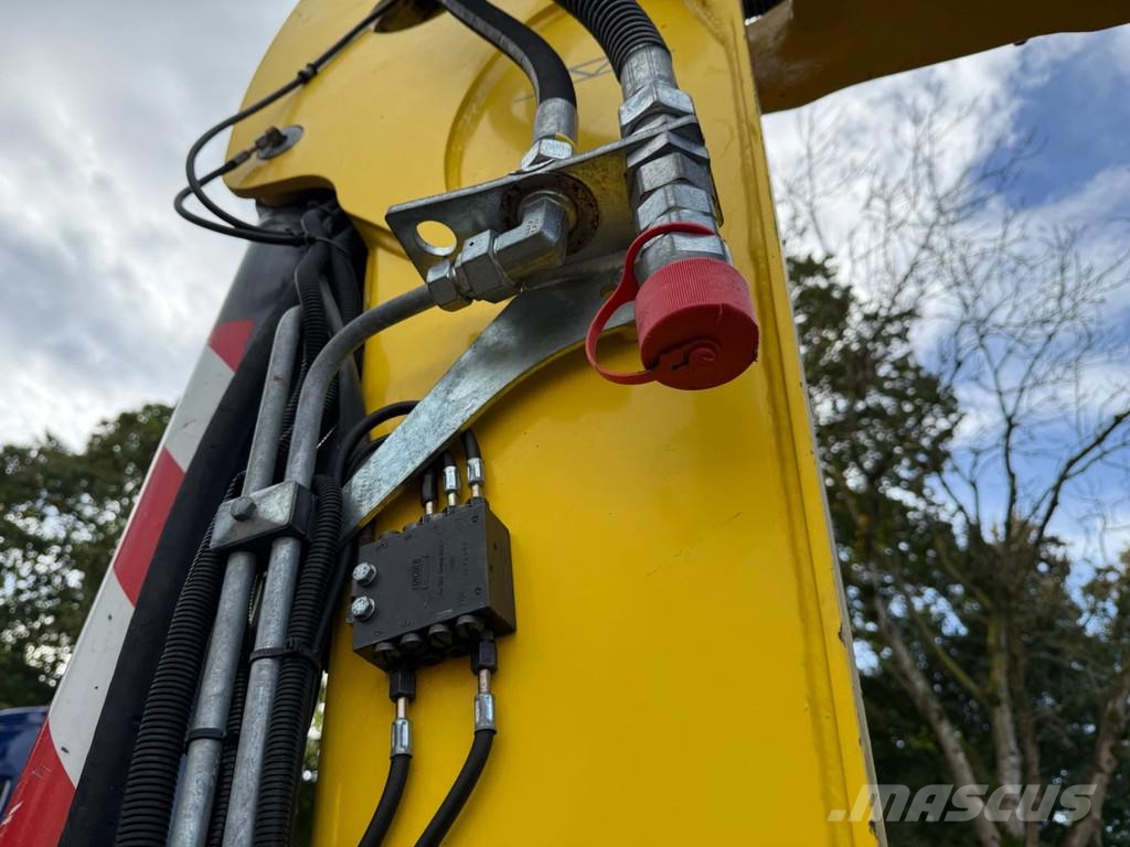 Wacker Neuson EW100 حفارات بعجل