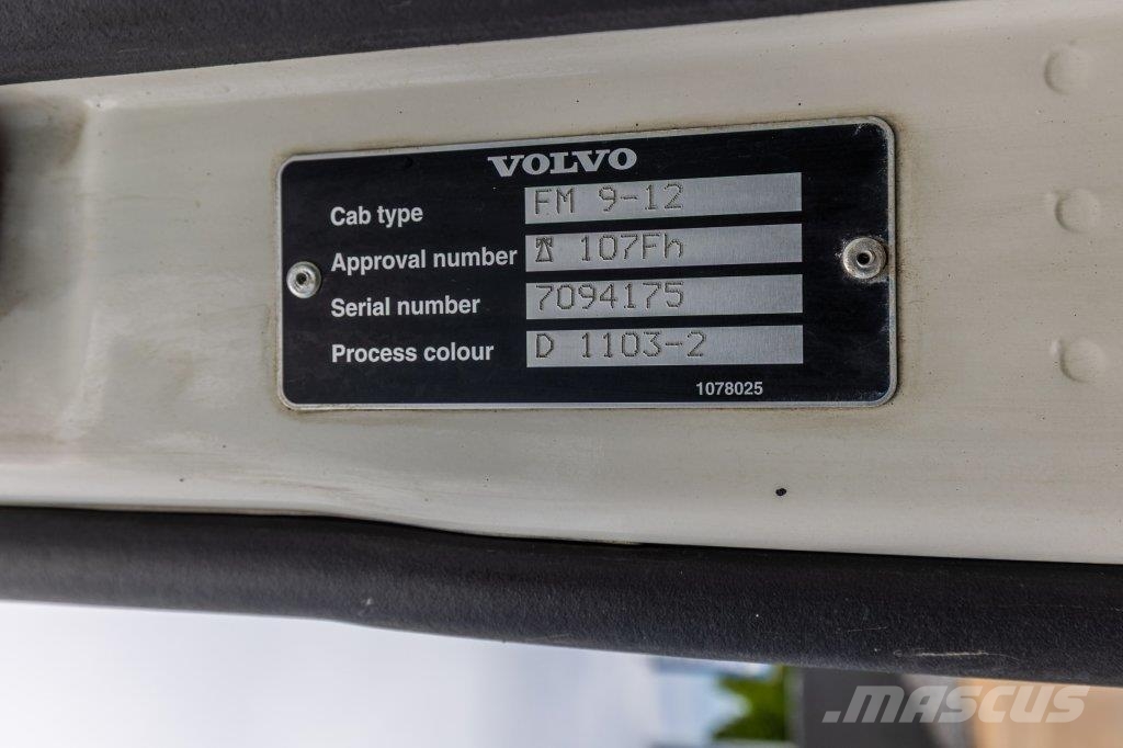Volvo FM12 380+MANUAL+BIG AXLES+LIEBHERR Camiones de concreto