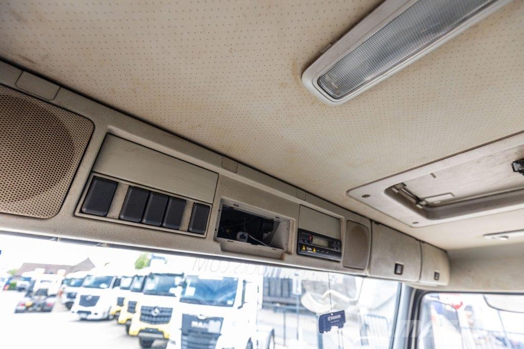 Volvo FM12 380+MANUAL+BIG AXLES+LIEBHERR Camiones de concreto