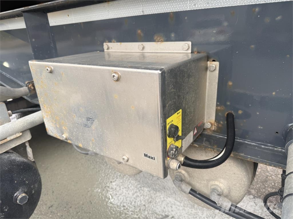 Iveco X-Way 570 8X4 Kiper kamioni