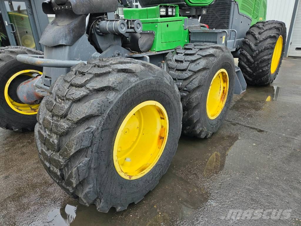 John Deere 1270 G Abatteuse