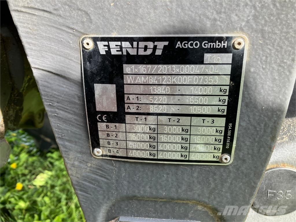 Fendt 826 Vario Profi Plus Trattori