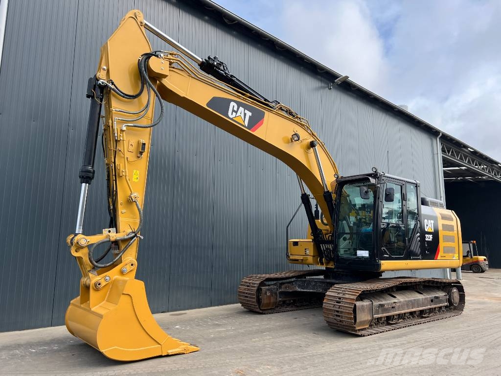 Cat 323F L, 2018, Venlo, Netherlands - Used crawler excavators