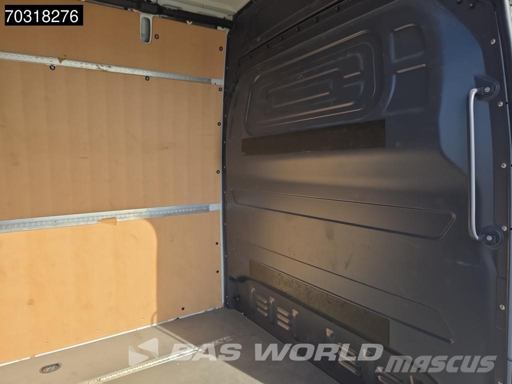 Mercedes-Benz Sprinter 317 CDI Automatik L3H2 170PS LED Klima Te Furgonetas cerradas