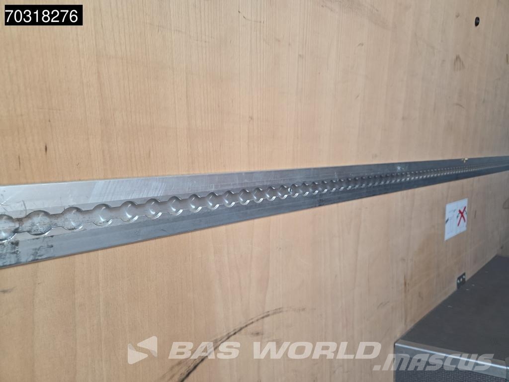 Mercedes-Benz Sprinter 317 CDI Automatik L3H2 170PS LED Klima Te Furgonetas cerradas