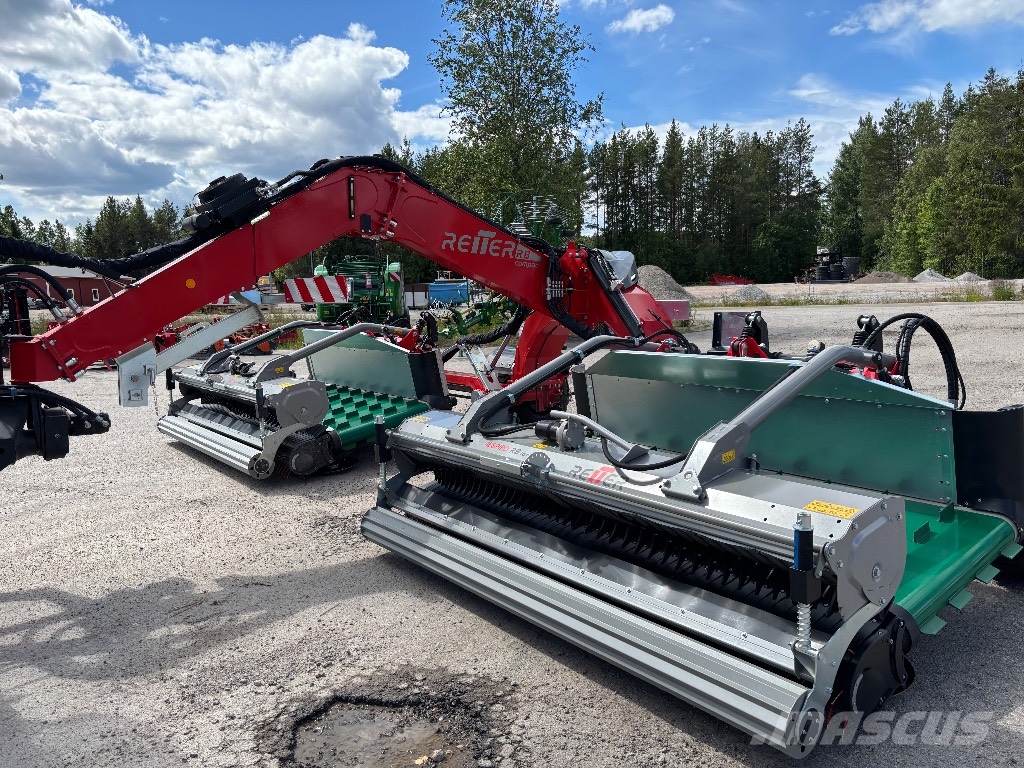 Reiter demo R8 Compact Pickupsträngare Ciągnikowe żniwiarki pokosowe