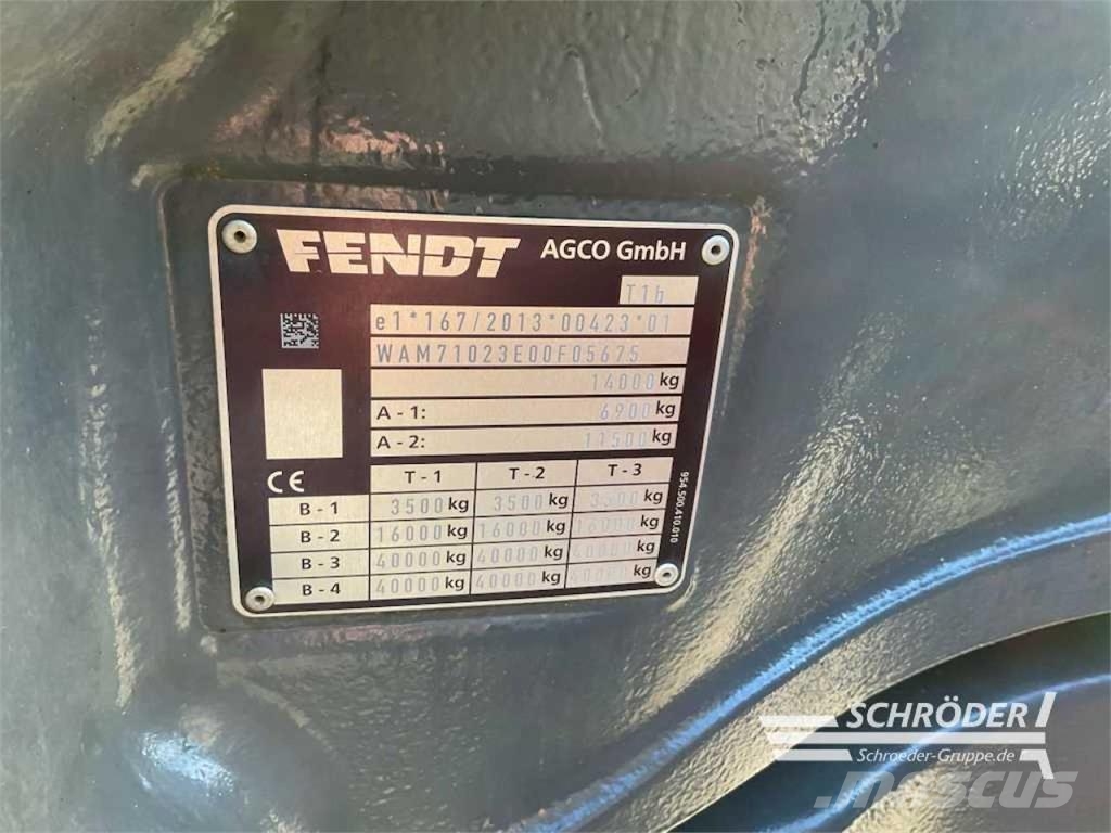 Fendt 728 VARIO GEN7 PROFI PLUS Трактори