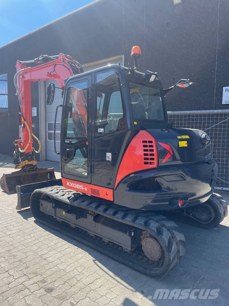 Kubota KX085-5 중형굴삭기 7톤-28톤