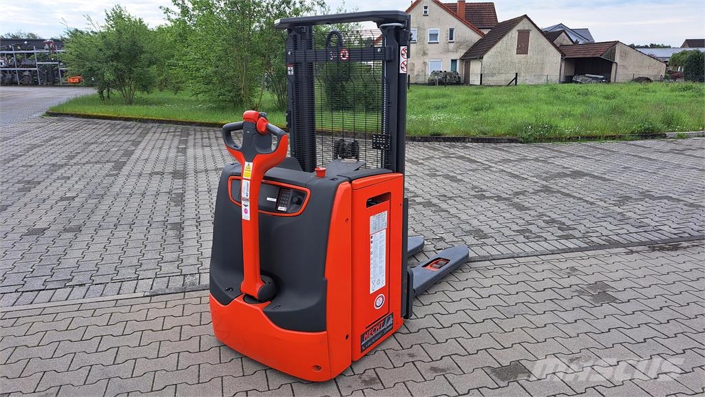 Linde L14- BR1173 Stand-in stackers