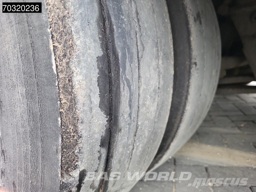 Es-ge 4.S0U-25-40.3H 4 axles 3x Steering Axle Extendable ローローダーセミトレーラー