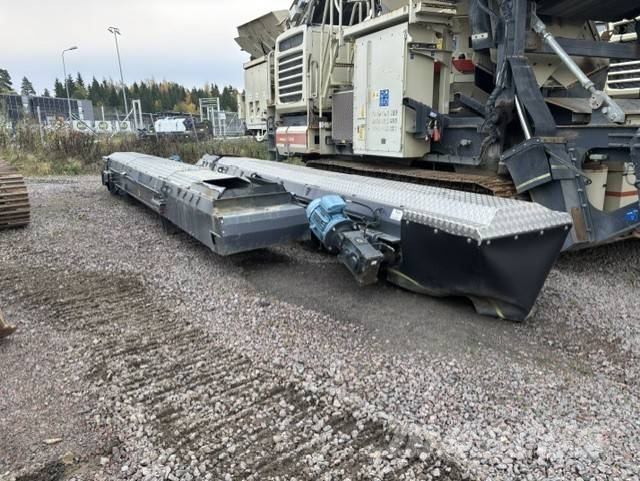 Metso Lokotrack LT330D Mobiilimurskaimet