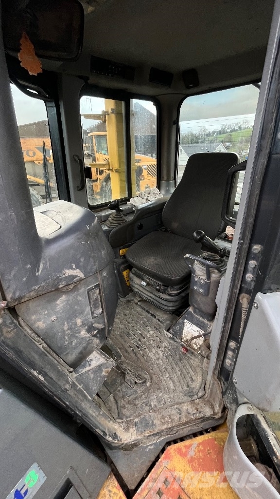 Komatsu Px85-15eu Crawler dozers
