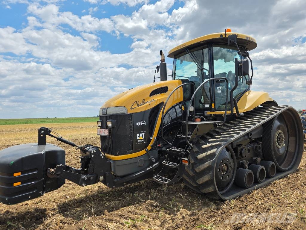 Challenger MT 765 الجرارات