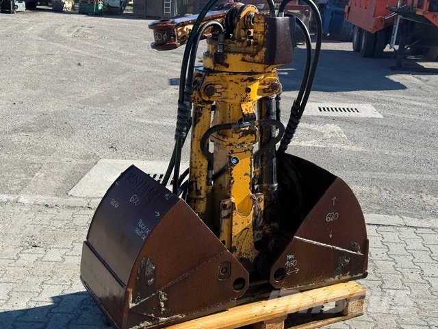 Doosan HYDRAULIC CLAMSHELL GRAB 600MM Pinzas