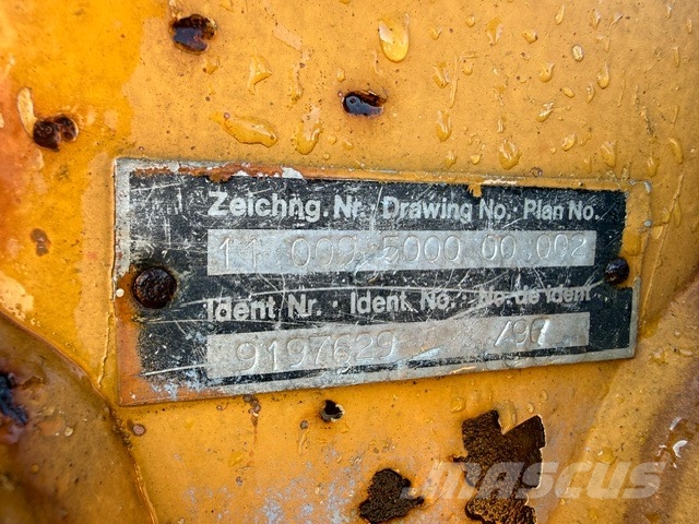 Doosan HYDRAULIC CLAMSHELL GRAB 600MM Pinzas