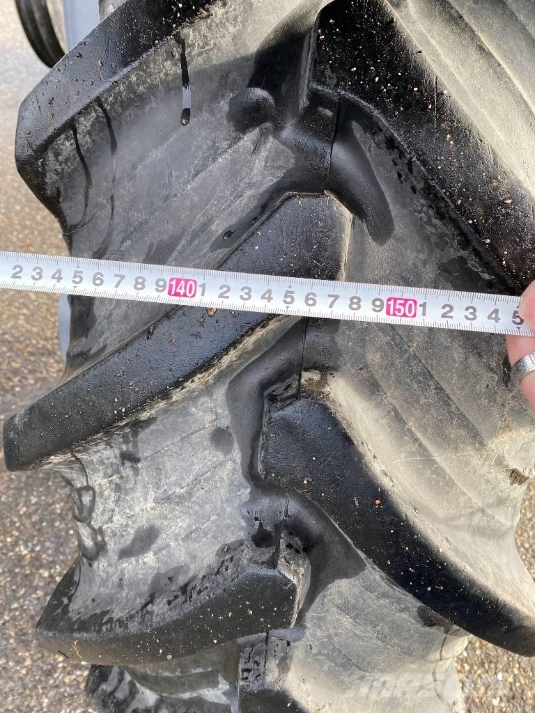 Landini REX R70V Enjambeur a Grand dégagement endommagé Traktörler
