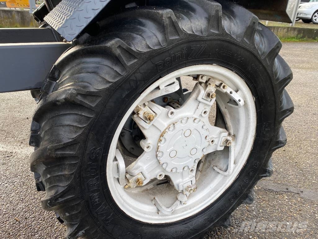 Landini REX R70V Enjambeur a Grand dégagement endommagé Traktörler