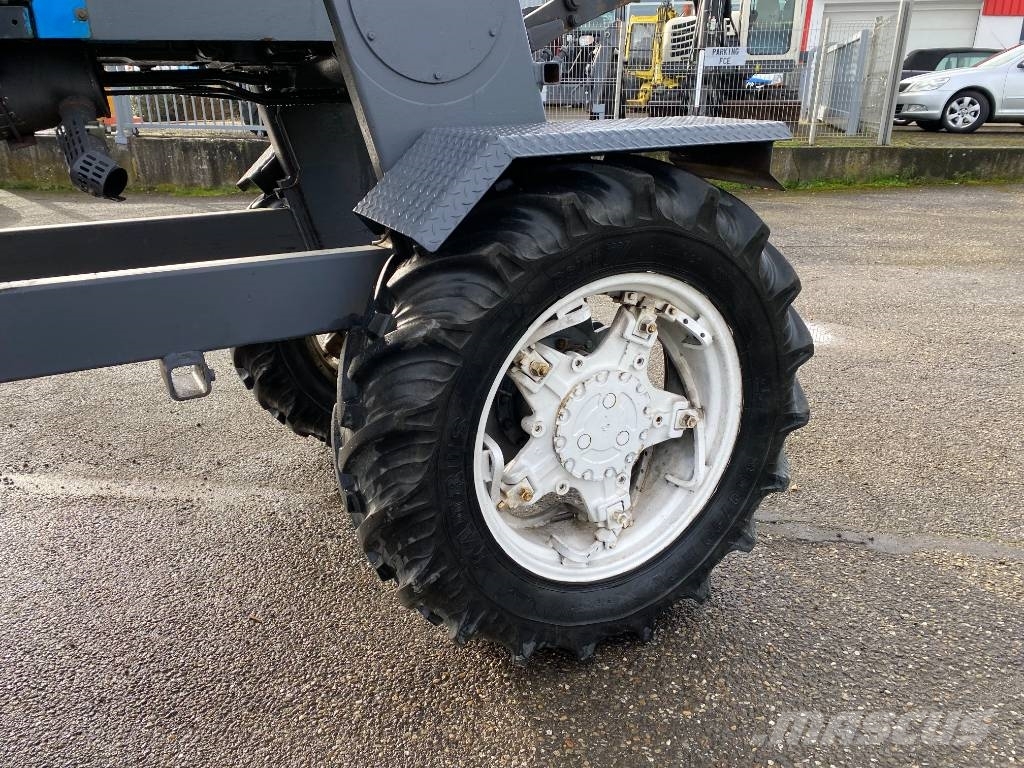 Landini REX R70V Enjambeur a Grand dégagement endommagé Traktörler