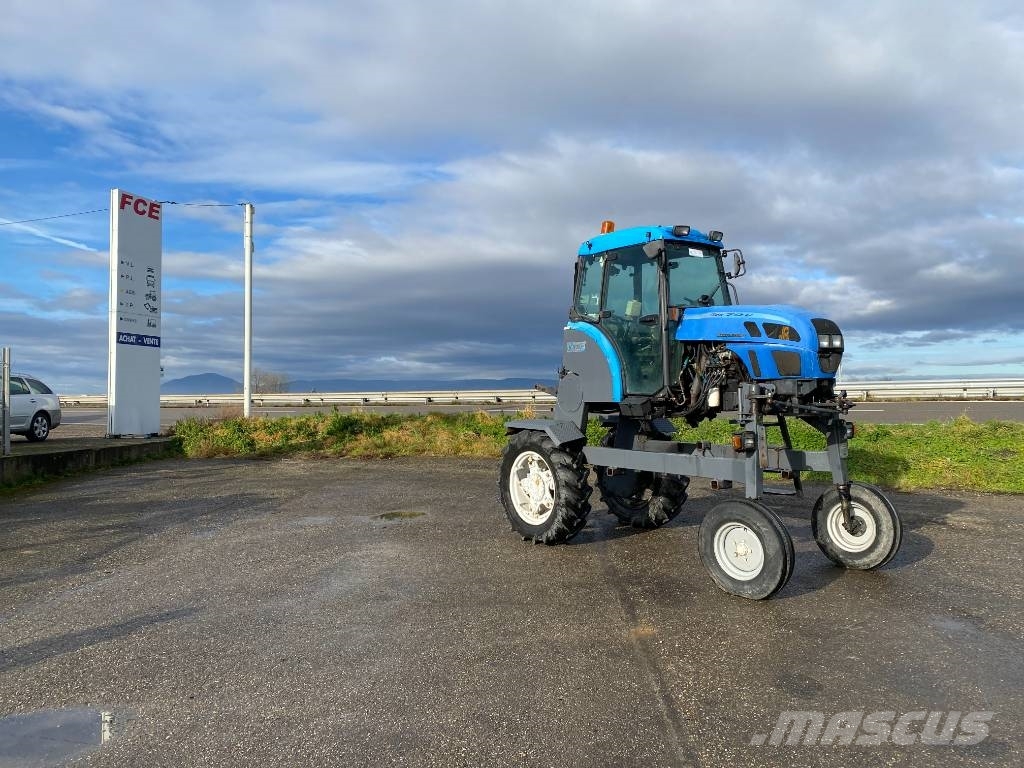 Landini REX R70V Enjambeur a Grand dégagement endommagé Traktörler