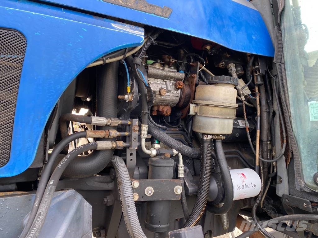 Landini REX R70V Enjambeur a Grand dégagement endommagé Traktörler