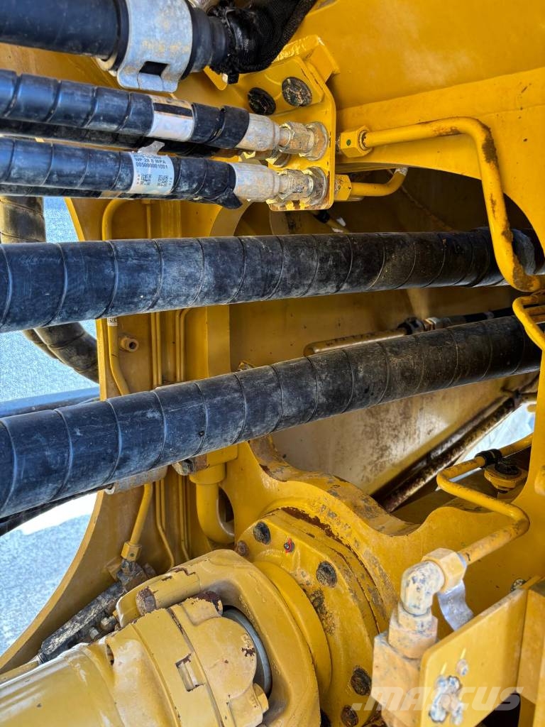 CAT 988 K (CE + EPA) Kolesni nakladalci