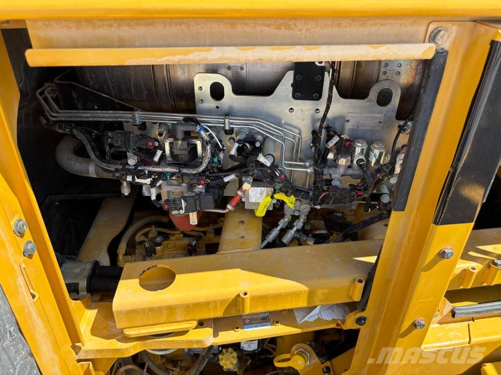 CAT 988 K (CE + EPA) Kolesni nakladalci