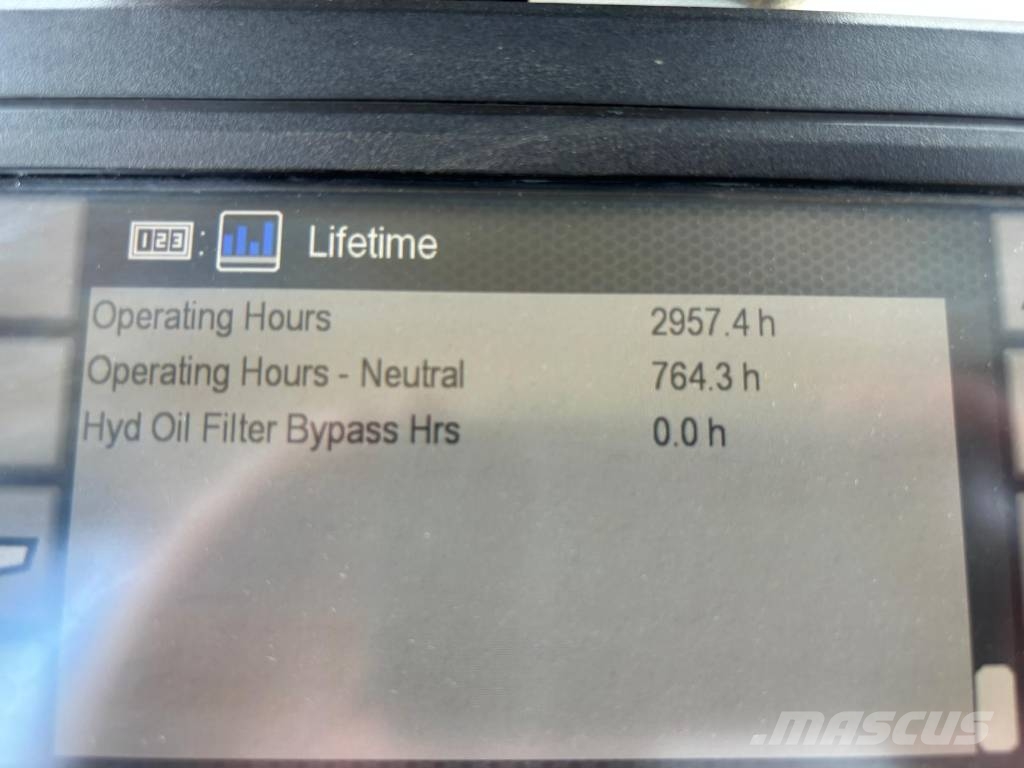 CAT 988 K (CE + EPA) Kolesni nakladalci