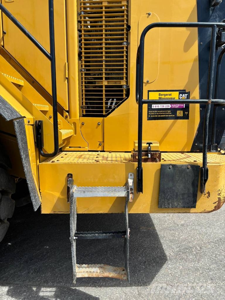 CAT 988 K (CE + EPA) Kolesni nakladalci