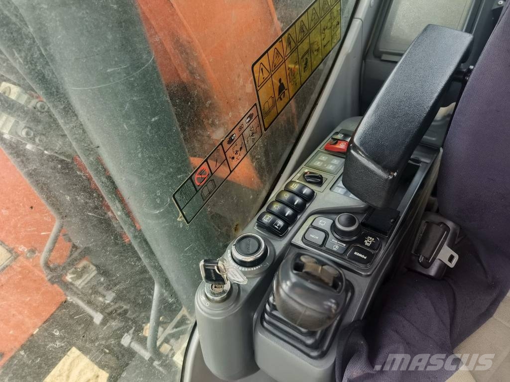 Doosan DX 165 W-5 Gravemaskiner på hjul