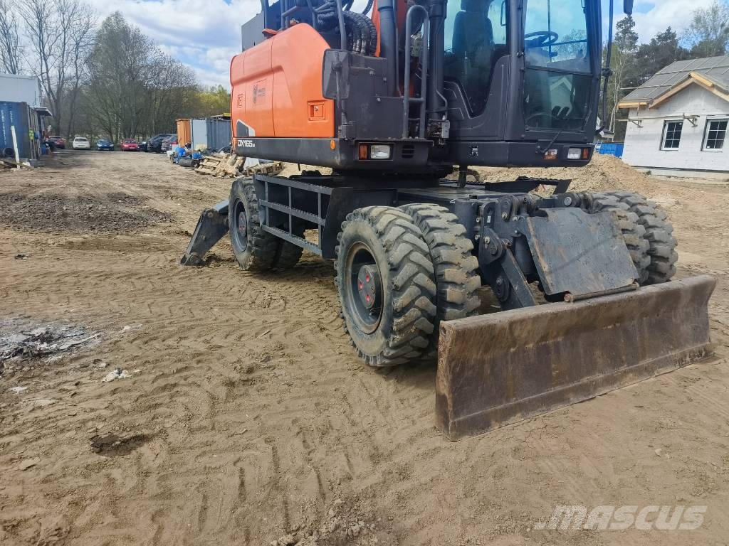 Doosan DX 165 W-5 Gravemaskiner på hjul