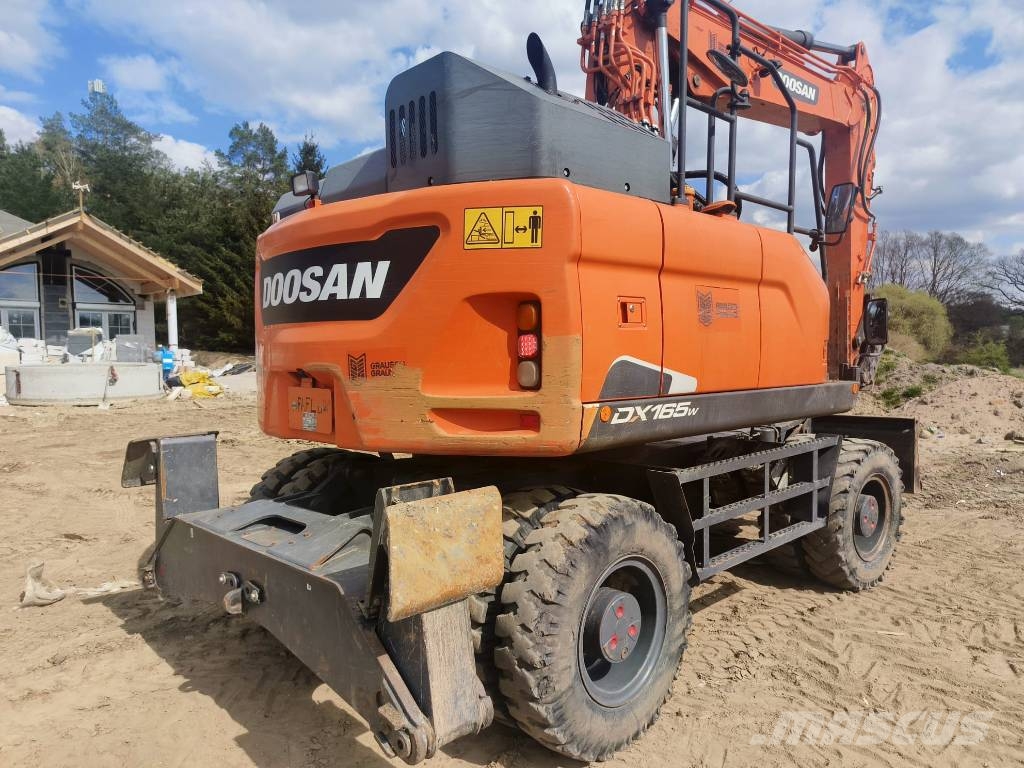 Doosan DX 165 W-5 Gravemaskiner på hjul