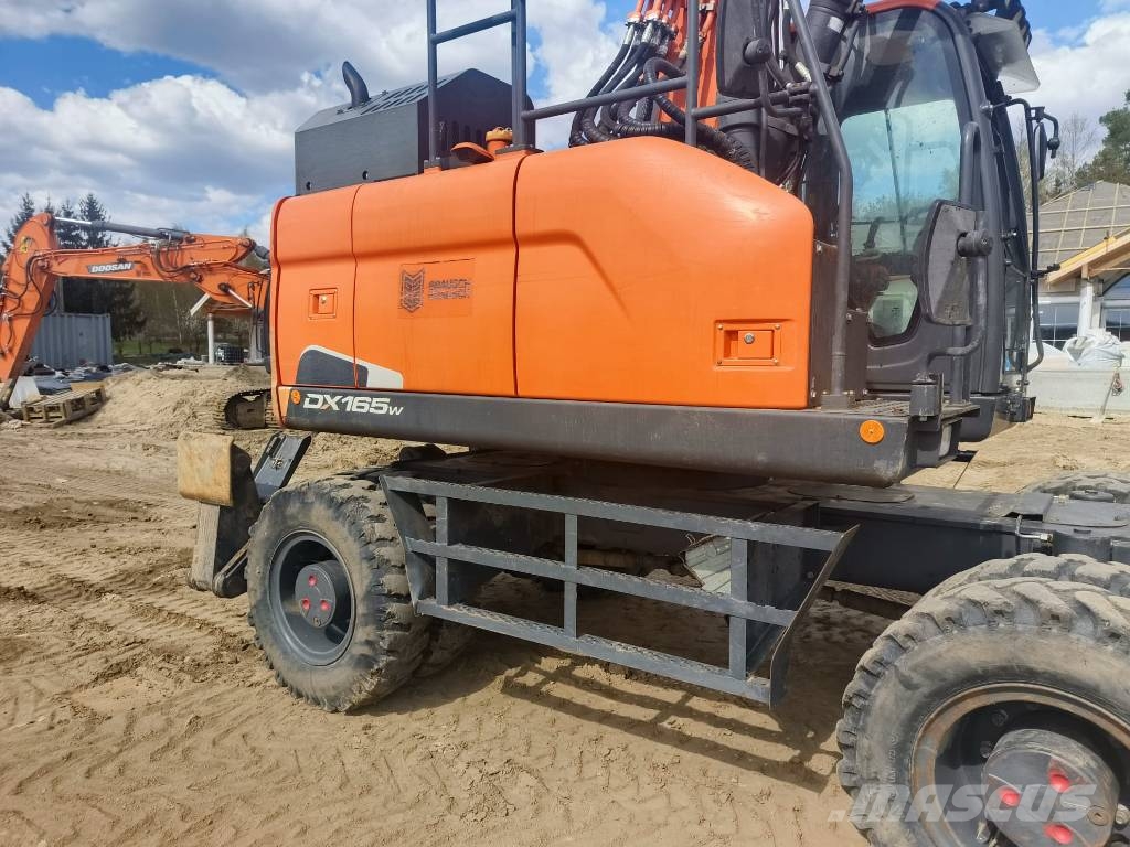 Doosan DX 165 W-5 Gravemaskiner på hjul
