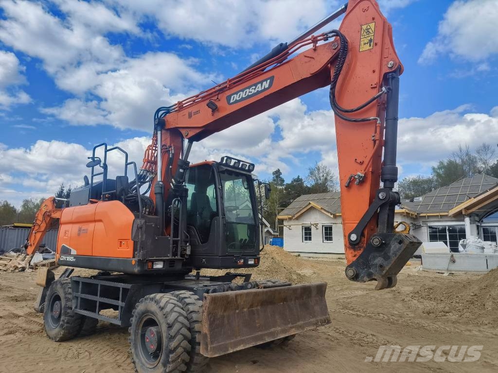 Doosan DX 165 W-5 Gravemaskiner på hjul