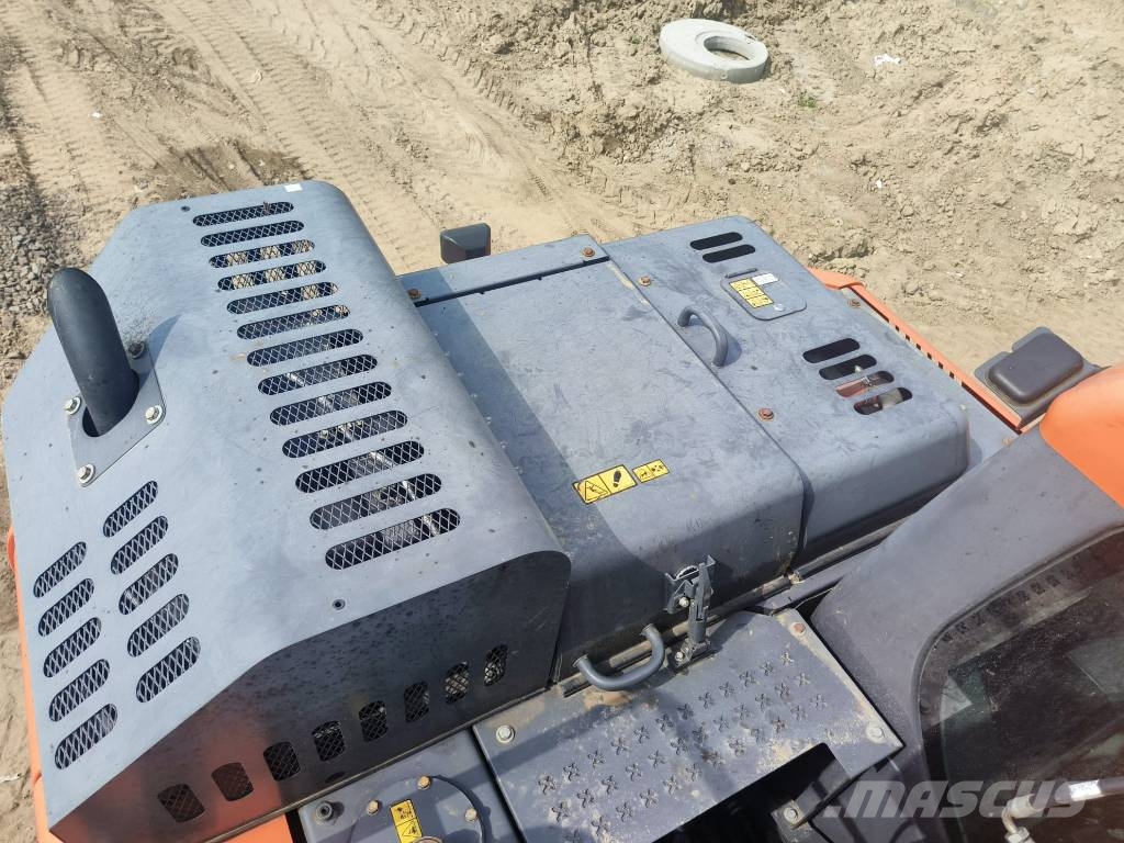 Doosan DX 165 W-5 Gravemaskiner på hjul