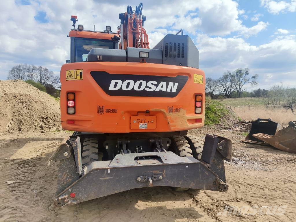 Doosan DX 165 W-5 Gravemaskiner på hjul