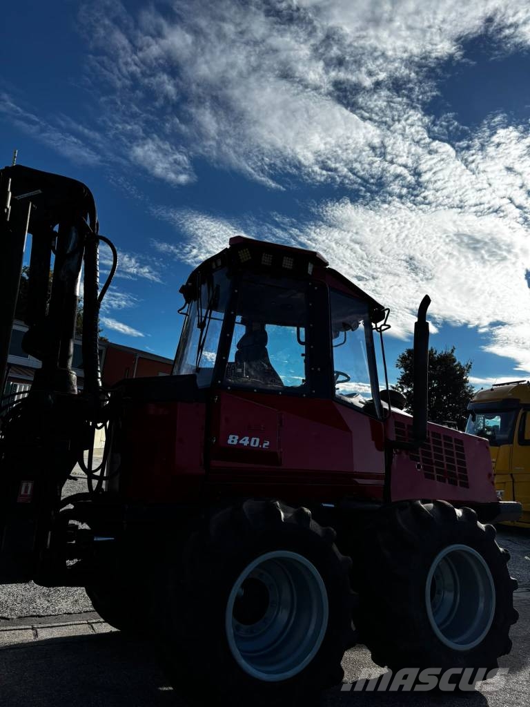Valmet 840.2 Forvarderi