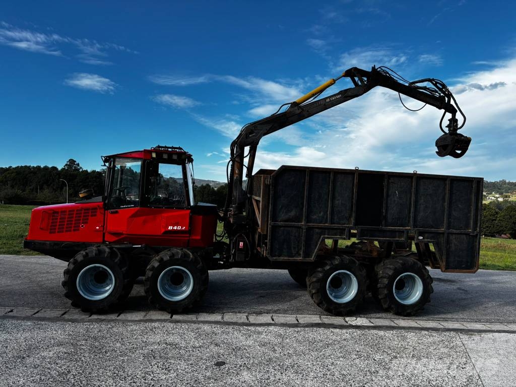 Valmet 840.2 Forvarderi