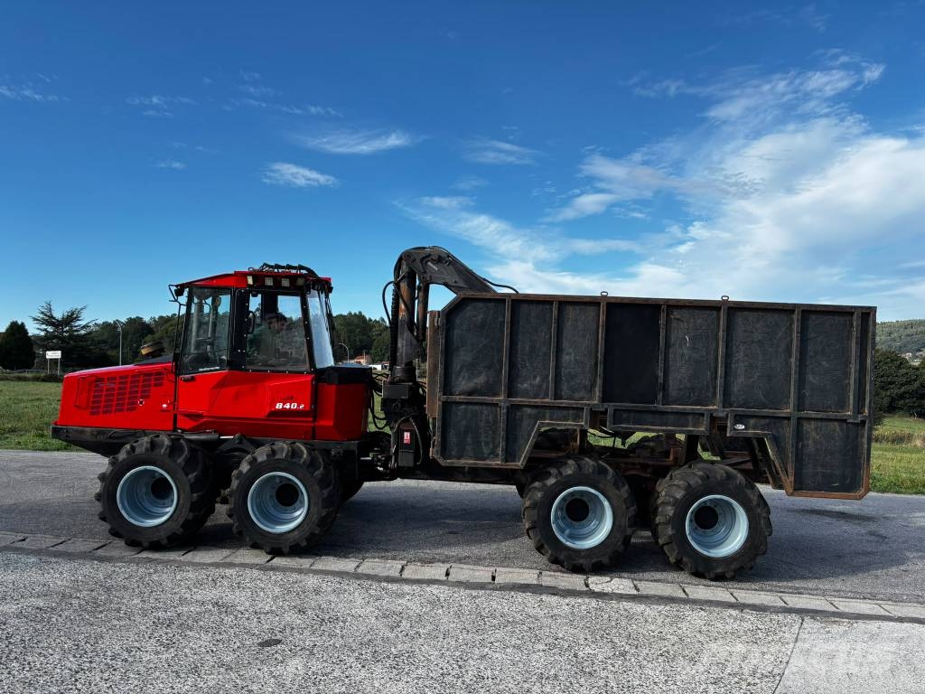 Valmet 840.2 Forvarderi