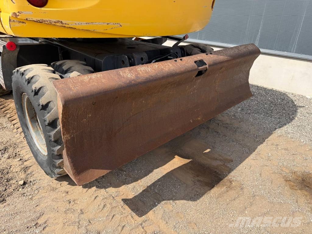 New Holland MH Plus Wielgraafmachines