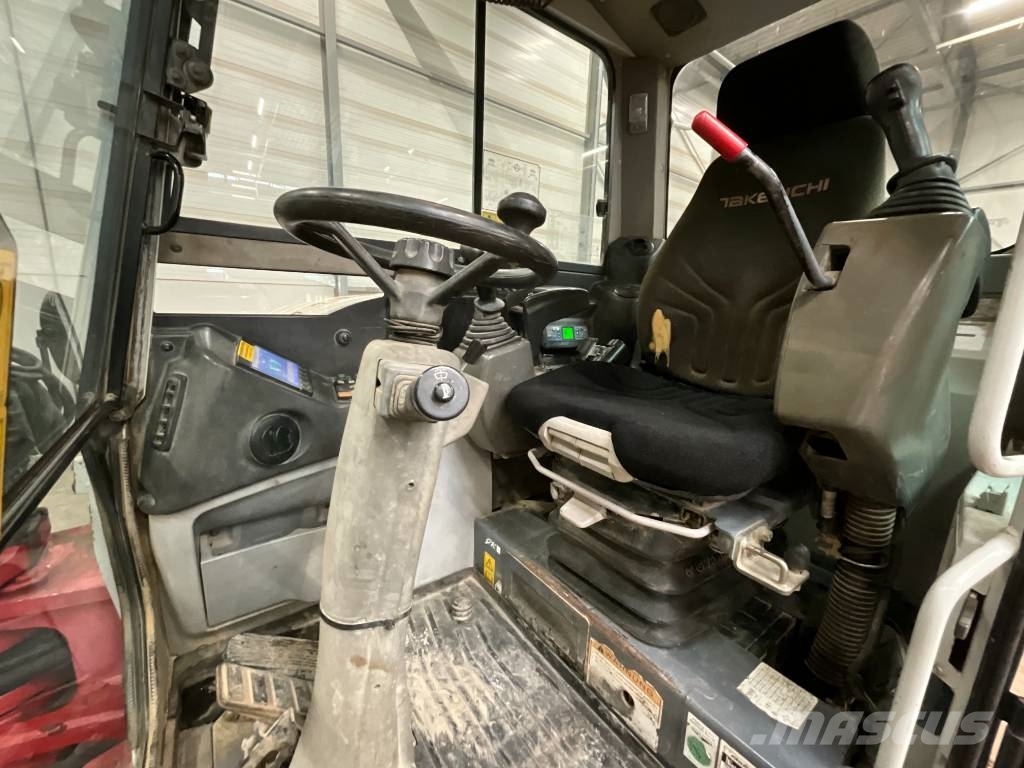 Takeuchi TB 295 W powertilt Lastik tekerli ekskavatörler