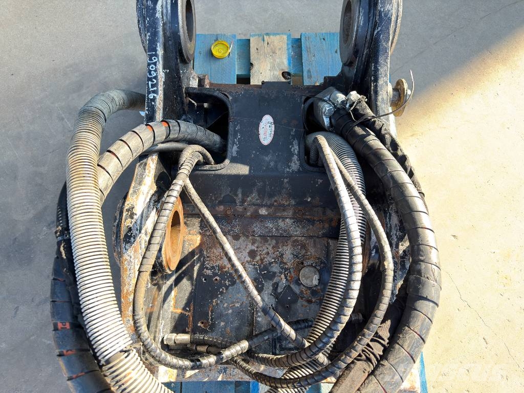 OilQuick OQ80 - 336E / 336F / 340 DB-stick موصلات سريعة