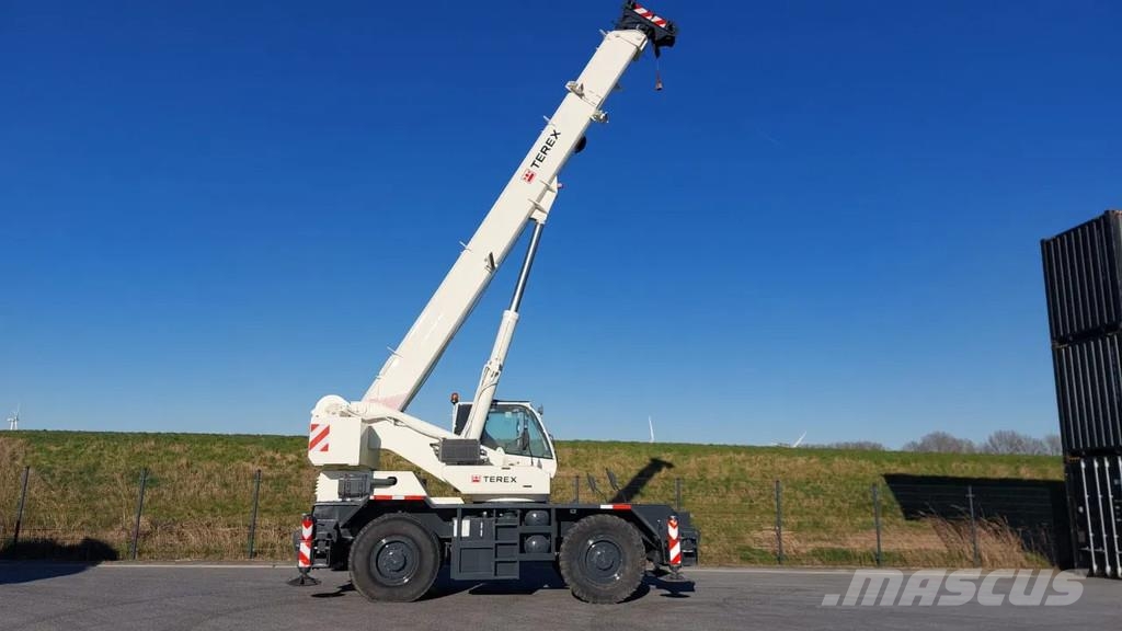 Terex RC30-1 رافعات الطرق الوعرة