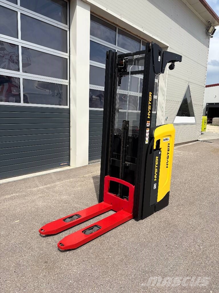 Hyster RS 1.6 Quersitz Hochhubwagen Sėdimi krautuvai