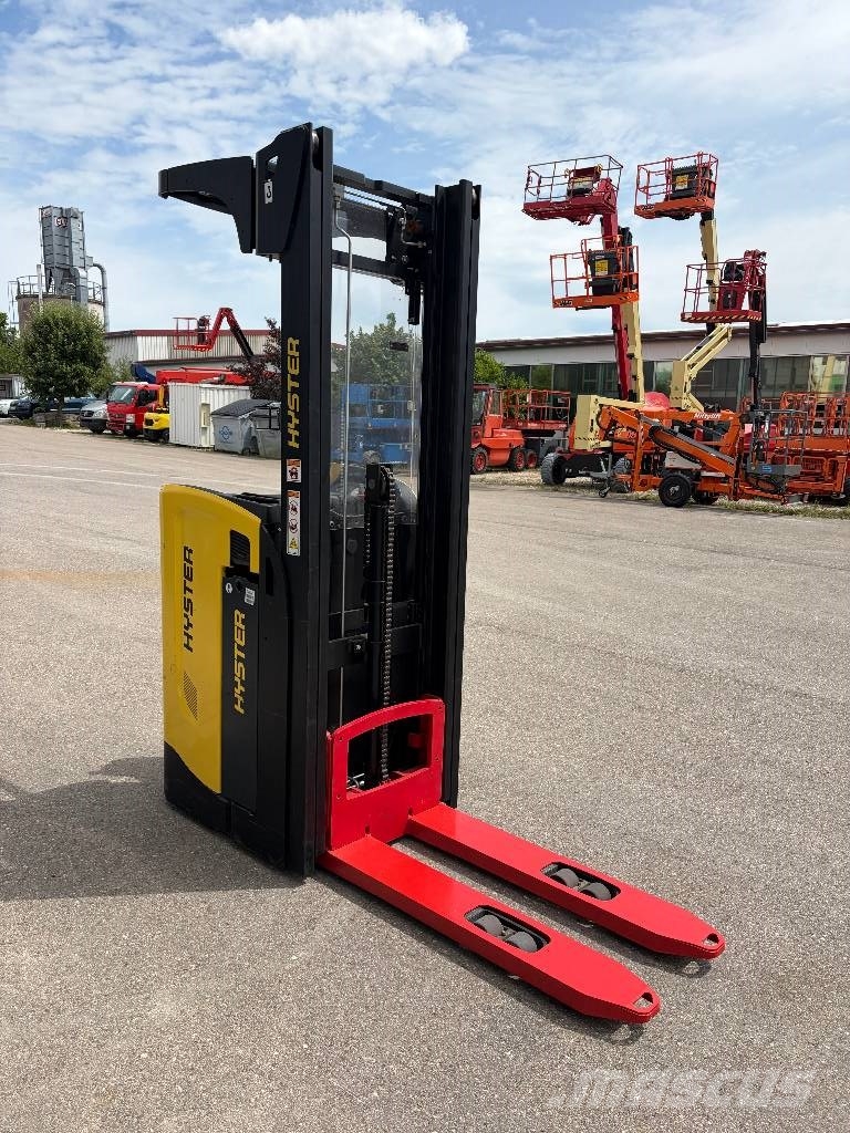 Hyster RS 1.6 Quersitz Hochhubwagen Sėdimi krautuvai
