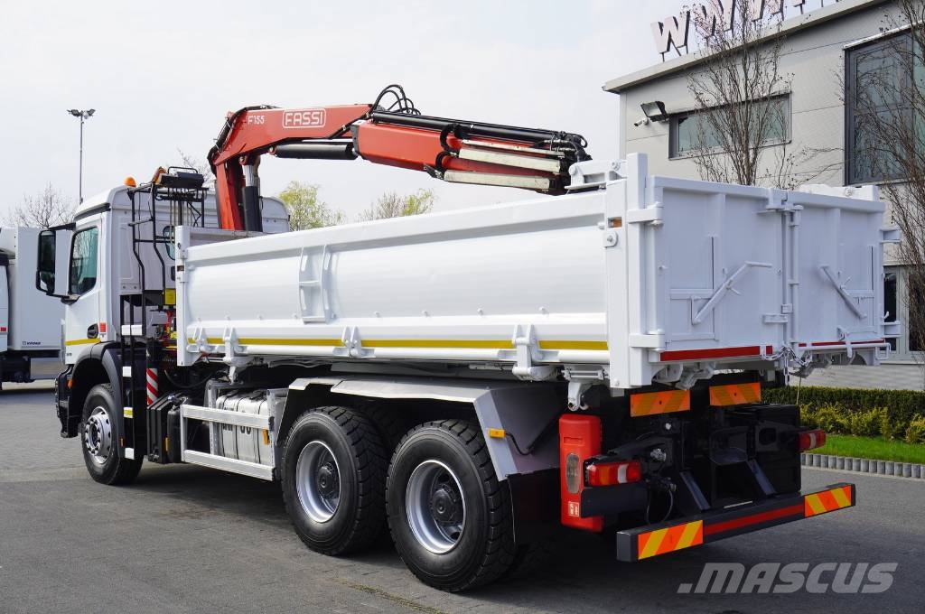 Mercedes-Benz Arocs 2636 / 6x4 / HDS Fassi / Wywrotka 3 str Camiones grúa