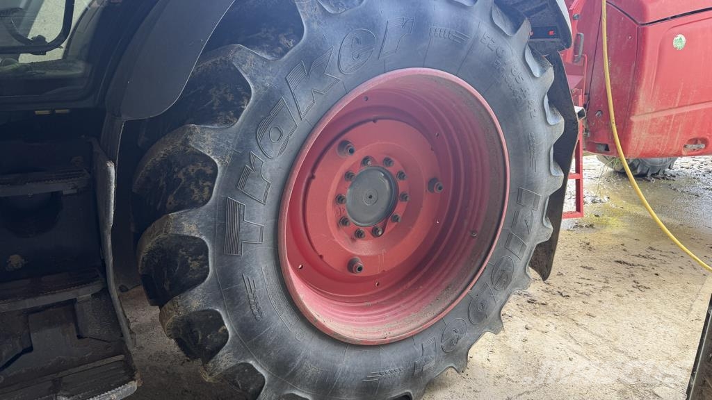 Fendt 720 VARIO PROFI + Traktorid