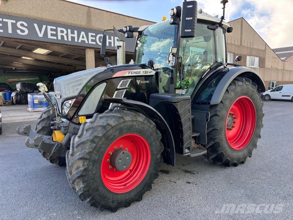 Fendt 720 VARIO PROFI + Tratores
