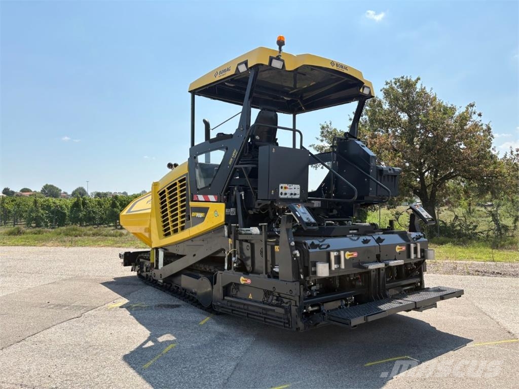 Bomag IT BF 700 C-3 S500 Stage V/Tier 4f Машини за асфалт