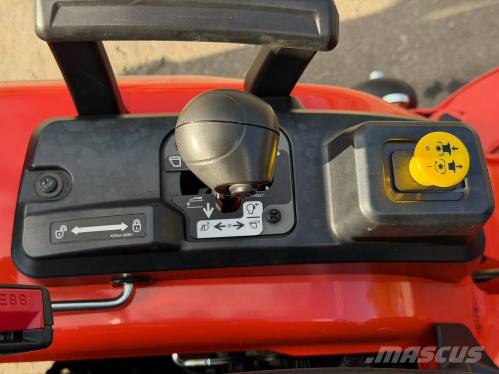 Kubota G261HD / Kerääjä / Tieliikennevarustus / Traktorske kosilice