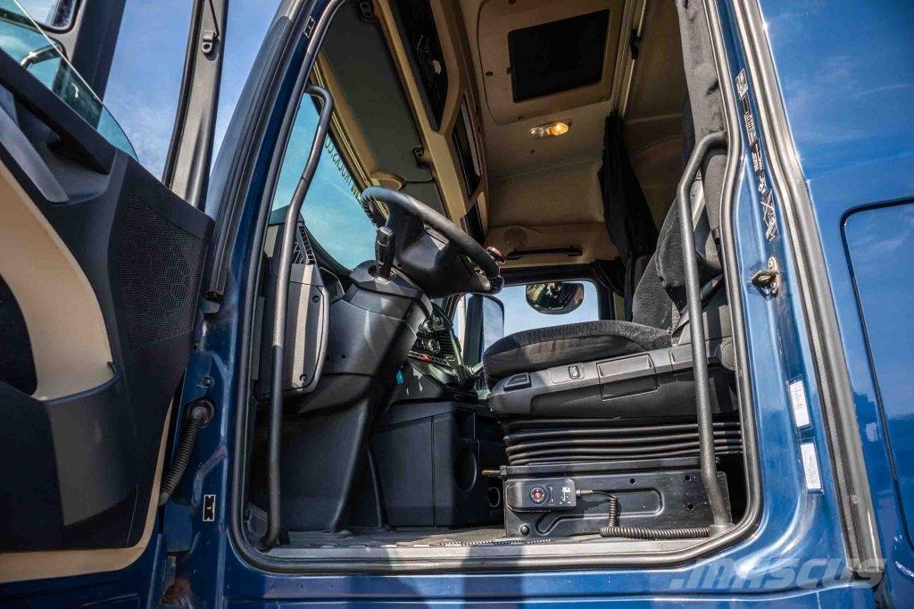 Mercedes-Benz ACTROS 1848 LS Prime Movers